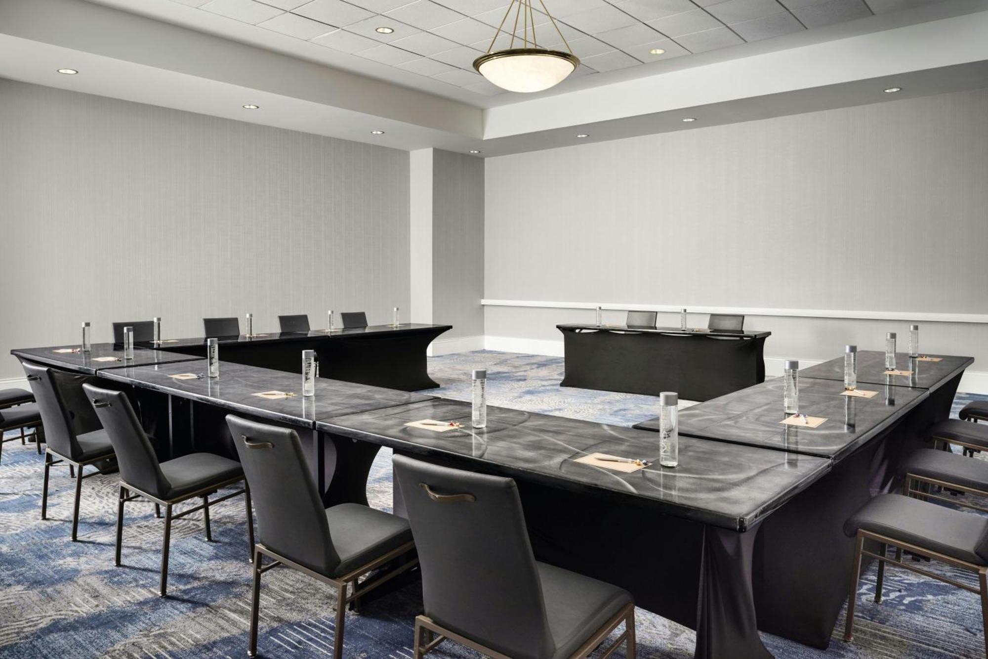 Renaissance Portsmouth-Norfolk Waterfront Hotel Екстер'єр фото